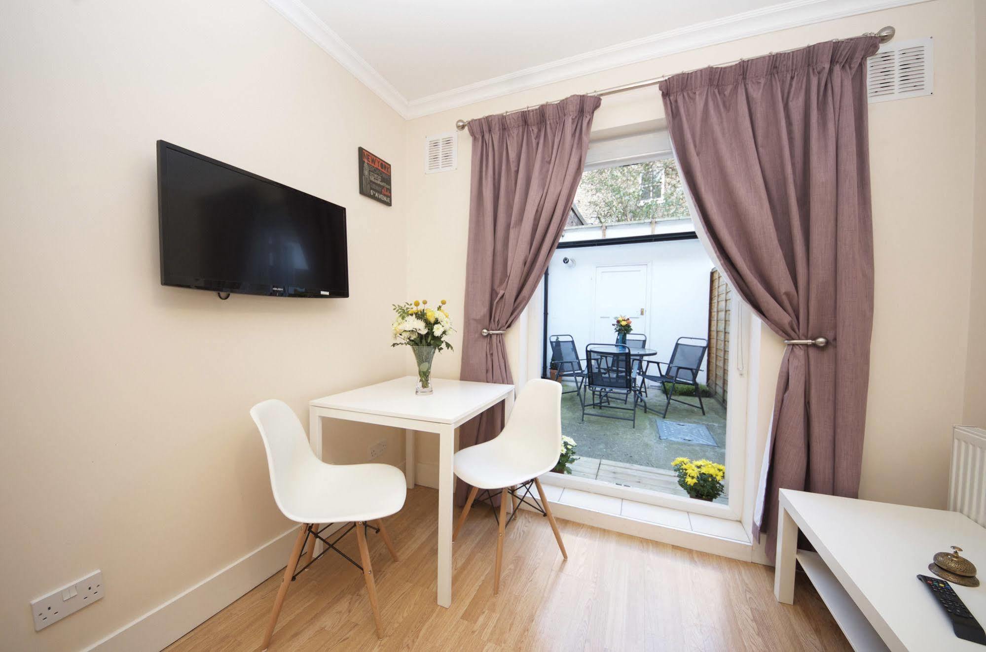 W14 Apartments London Eksteriør billede