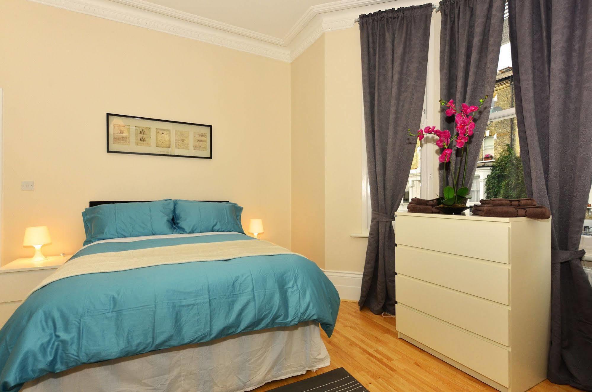 W14 Apartments London Eksteriør billede