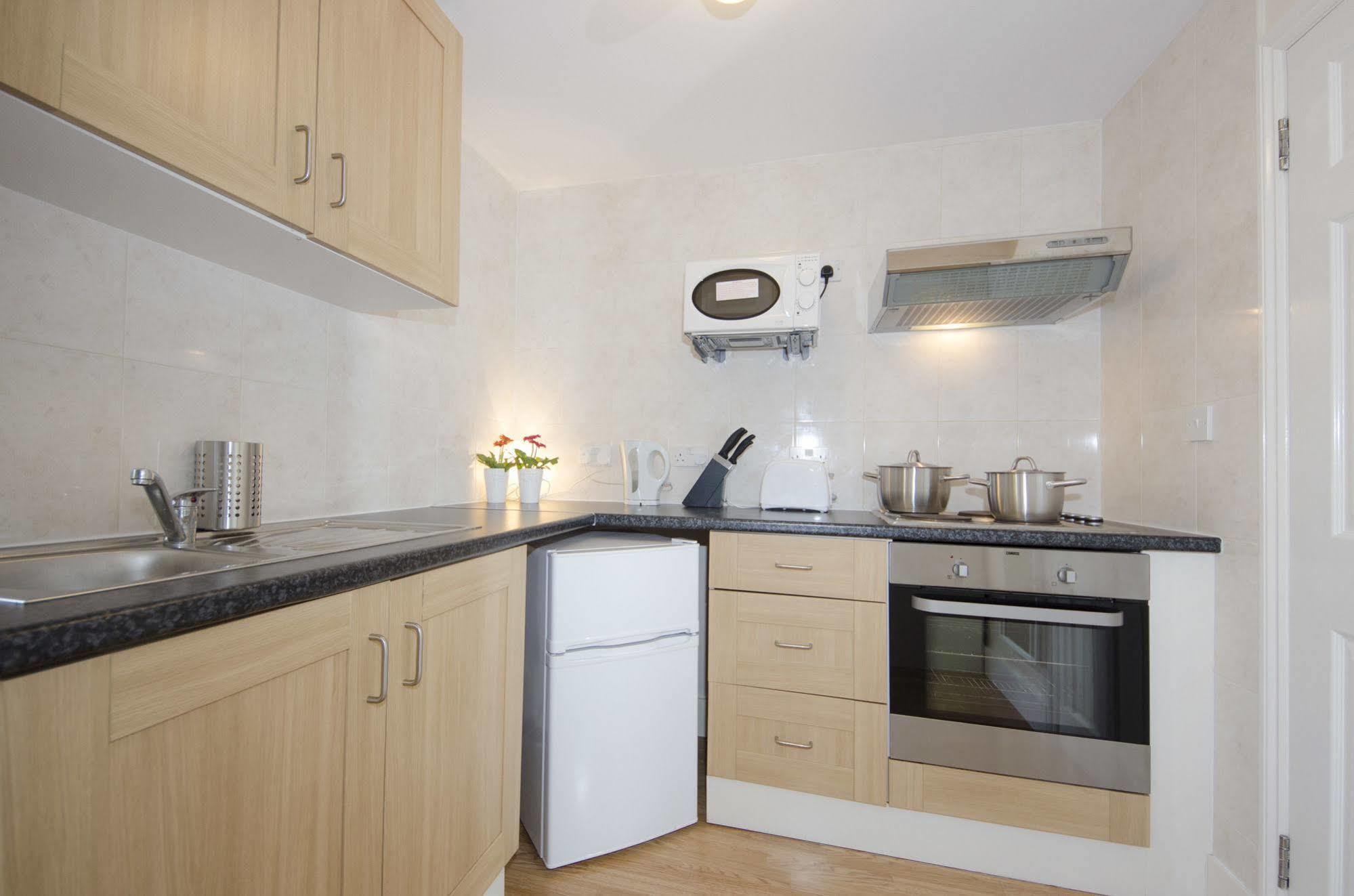 W14 Apartments London Eksteriør billede