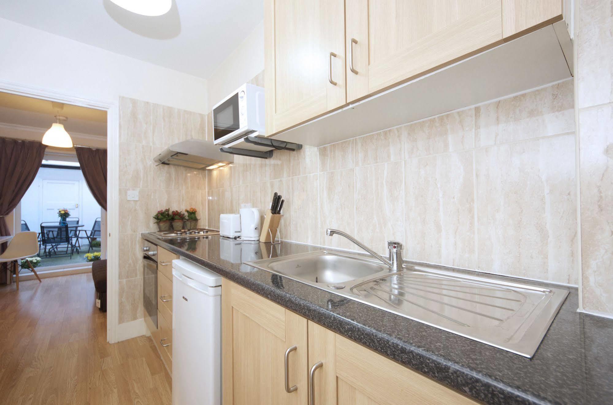 W14 Apartments London Eksteriør billede
