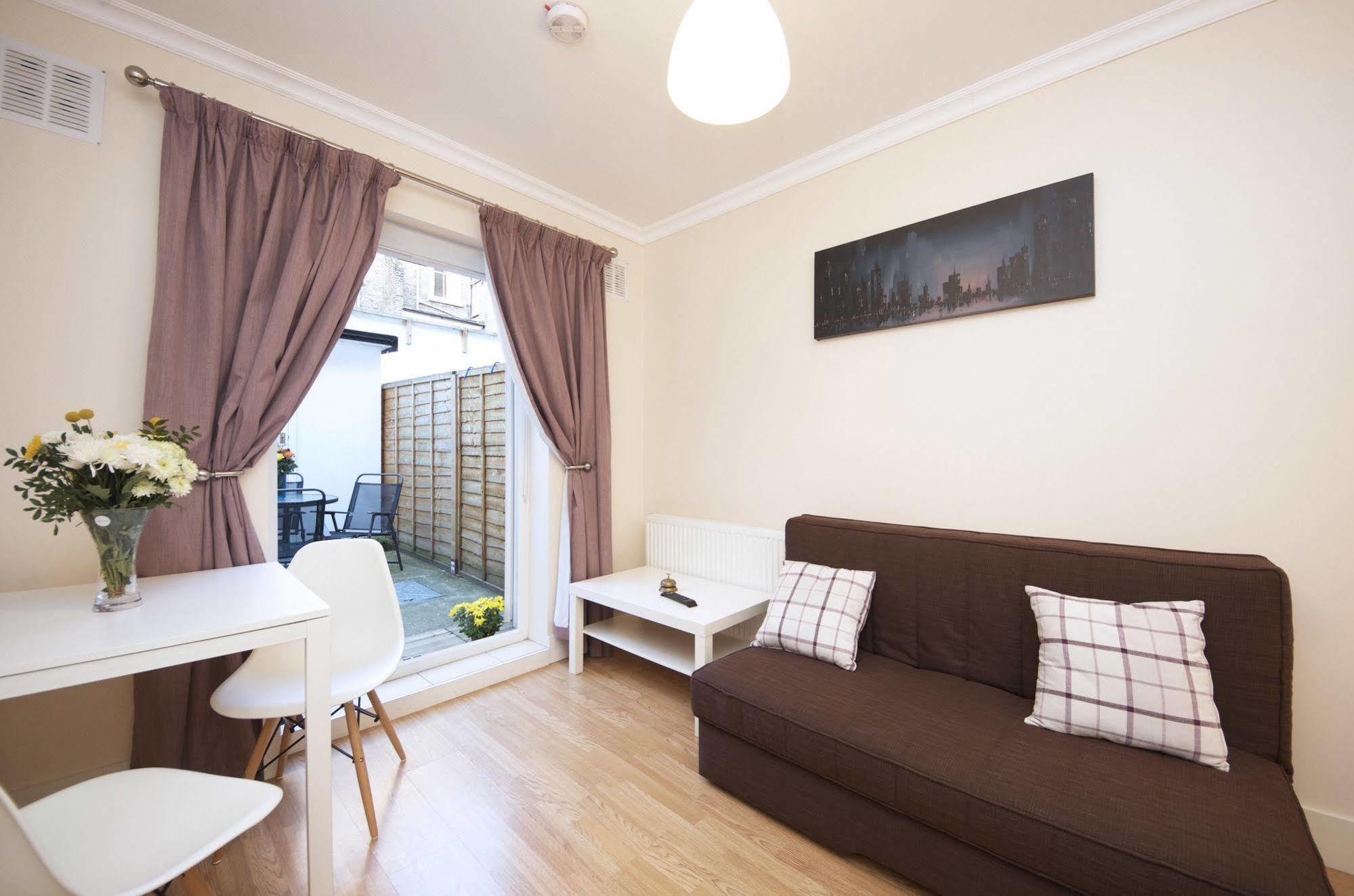 W14 Apartments London Eksteriør billede